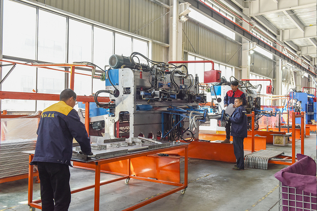 Inspection de la qualit&eacute; des trampolines personnalis&eacute;s et zone de test de fabrication OEM