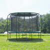 Trampoline ext&eacute;rieur en fibre de verre en forme de 7 