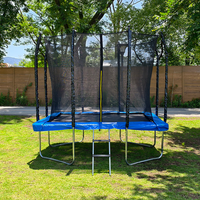 Trampoline rectangulaire durable &agrave; jambes droites pour l'ext&eacute;rieur