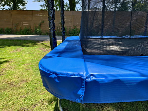 Trampoline rectangulaire