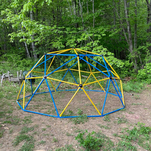 Aire de jeux moderne &agrave; sp&eacute;cifications multiples pour d&ocirc;me